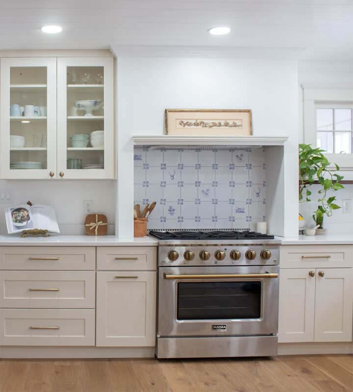 mixed-metals-kitchen