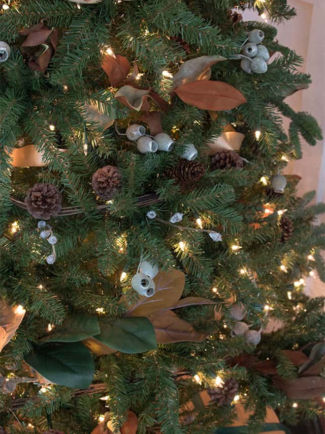 Christmas-tree-filler-ideas