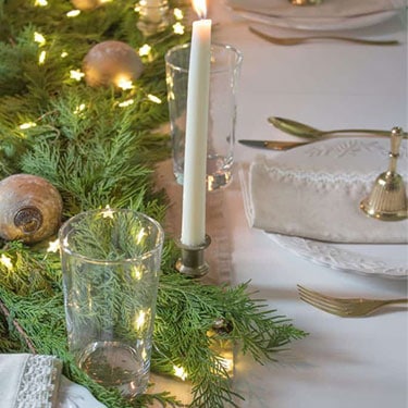 FI-DIY-Christmas-table-centerpiece-ideas-for-your-table