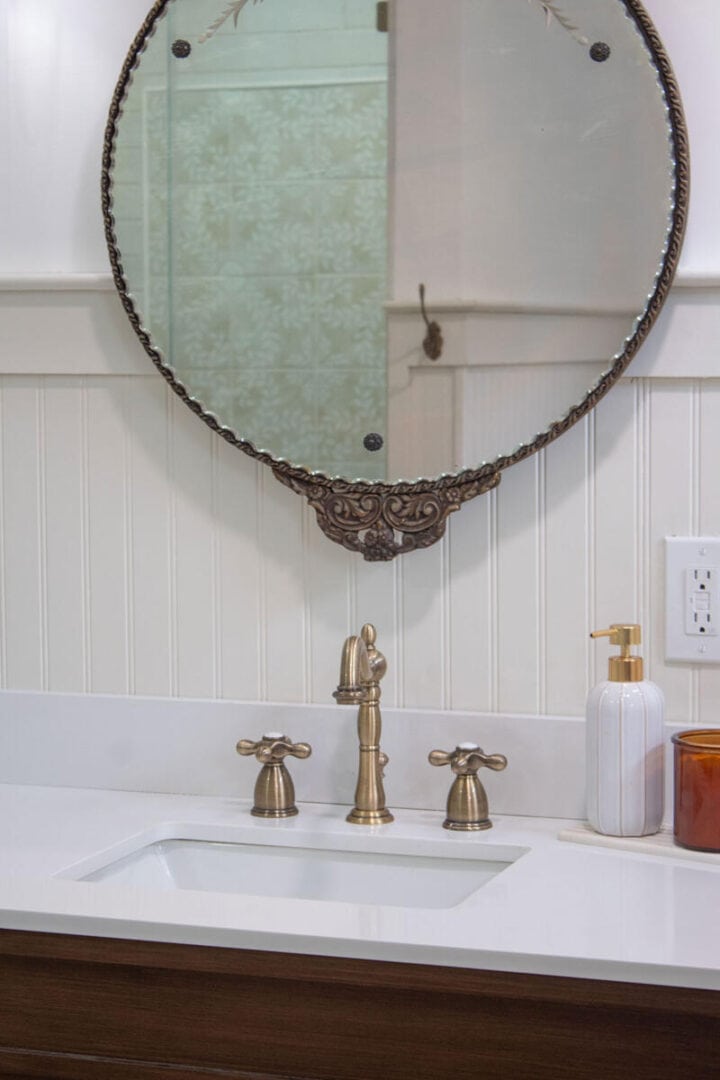 anitque-mirror-over-bathroom-vanity
