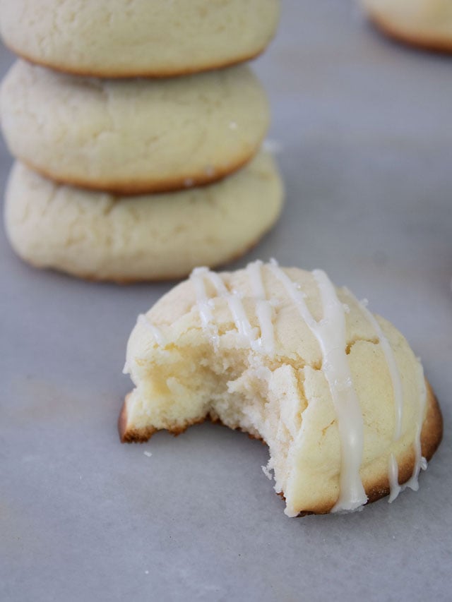 Easy-Cream-Cheese-Cookies