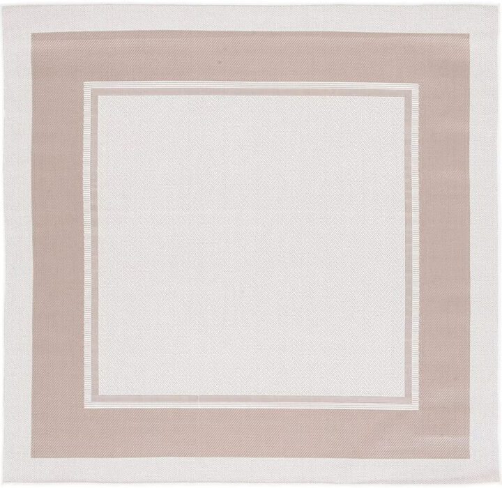 outdoor-rug - patio decor ideas