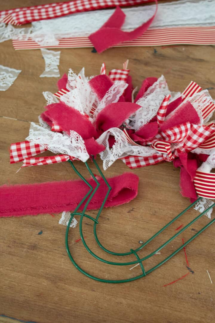 how-to-make-a-wreath-hanger-with-ribbon