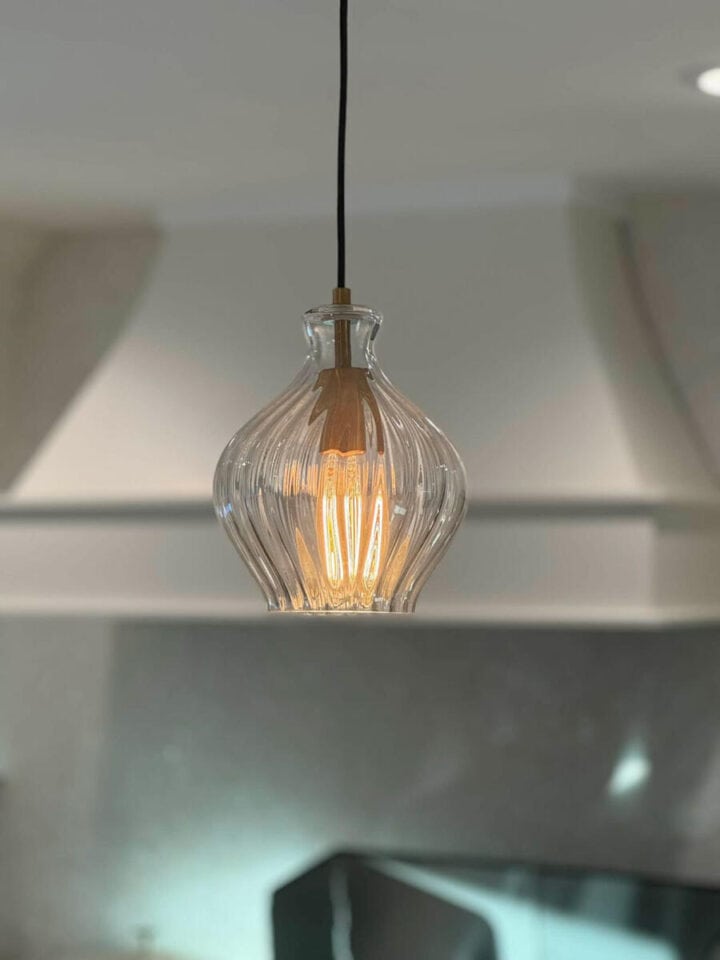 glass-brass-pendant-light-for-over-kitchen-island