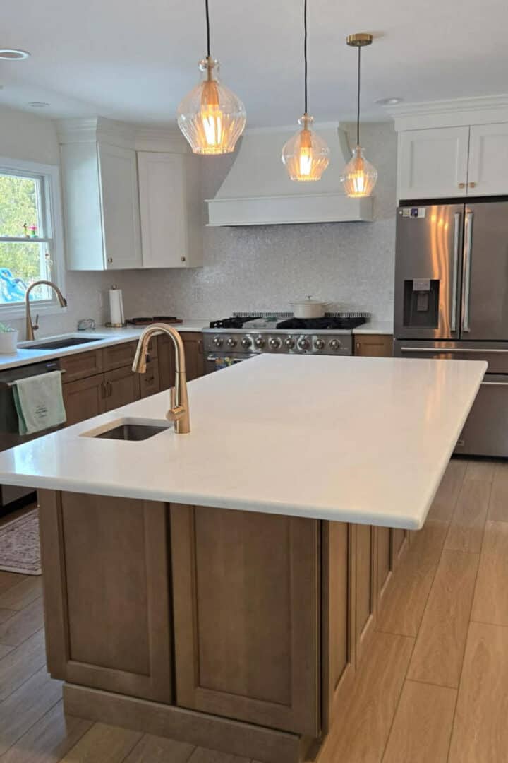 warm-modern-style-kitchen-2